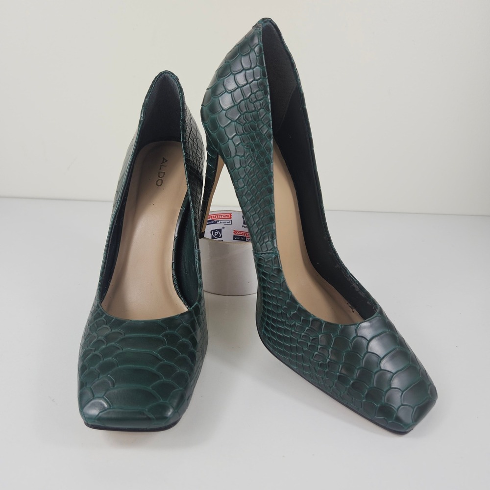 Aldo Ralivia Womens 7.5 Green Moc-Crocodile Embossed Square Toe Stiletto Pumps